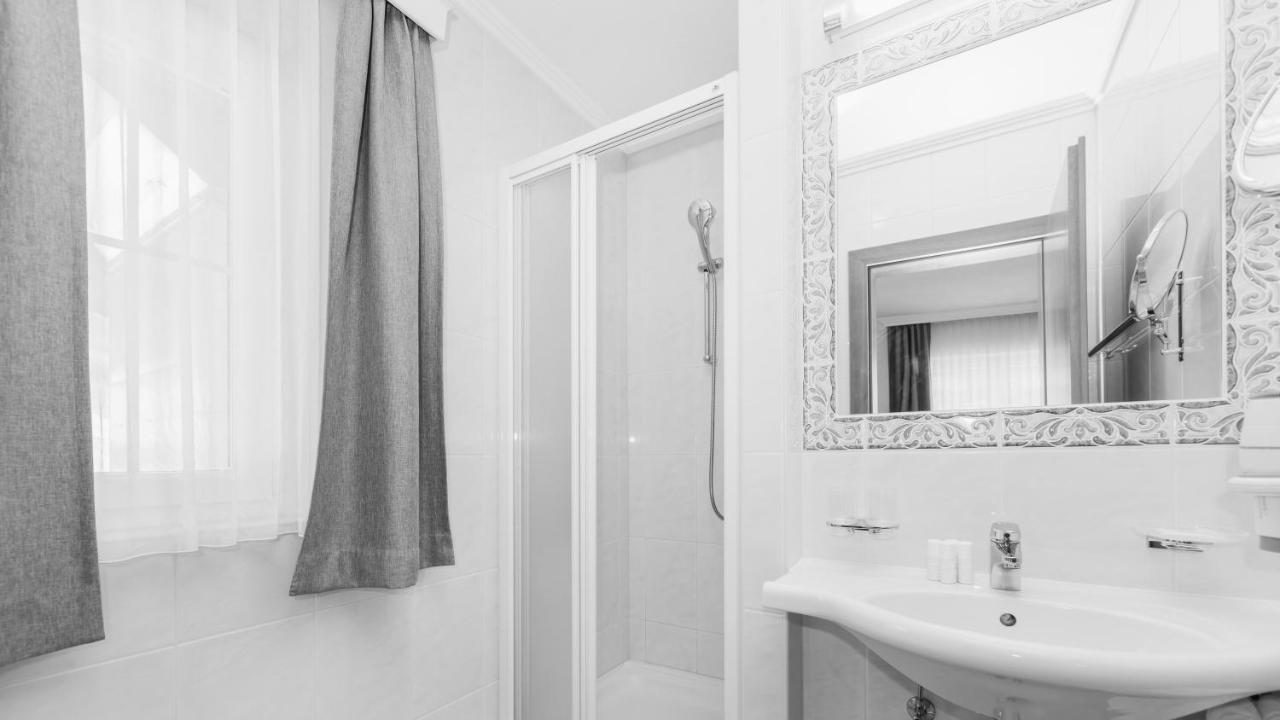 Hotel24Steps Ишгъл Екстериор снимка
